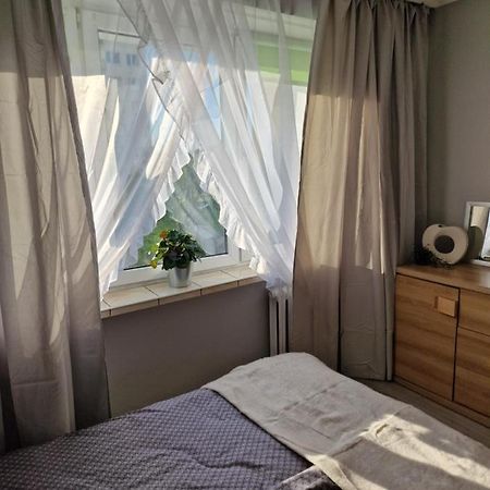 Apartament - 2 Pokoje W Lodzi - Blisko Atlas Arena, Zoo, Centrum, Piotrkowska エクステリア 写真