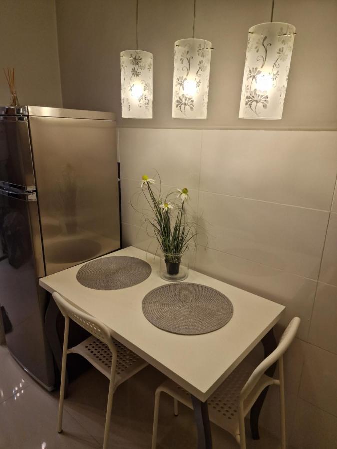 Apartament - 2 Pokoje W Lodzi - Blisko Atlas Arena, Zoo, Centrum, Piotrkowska エクステリア 写真